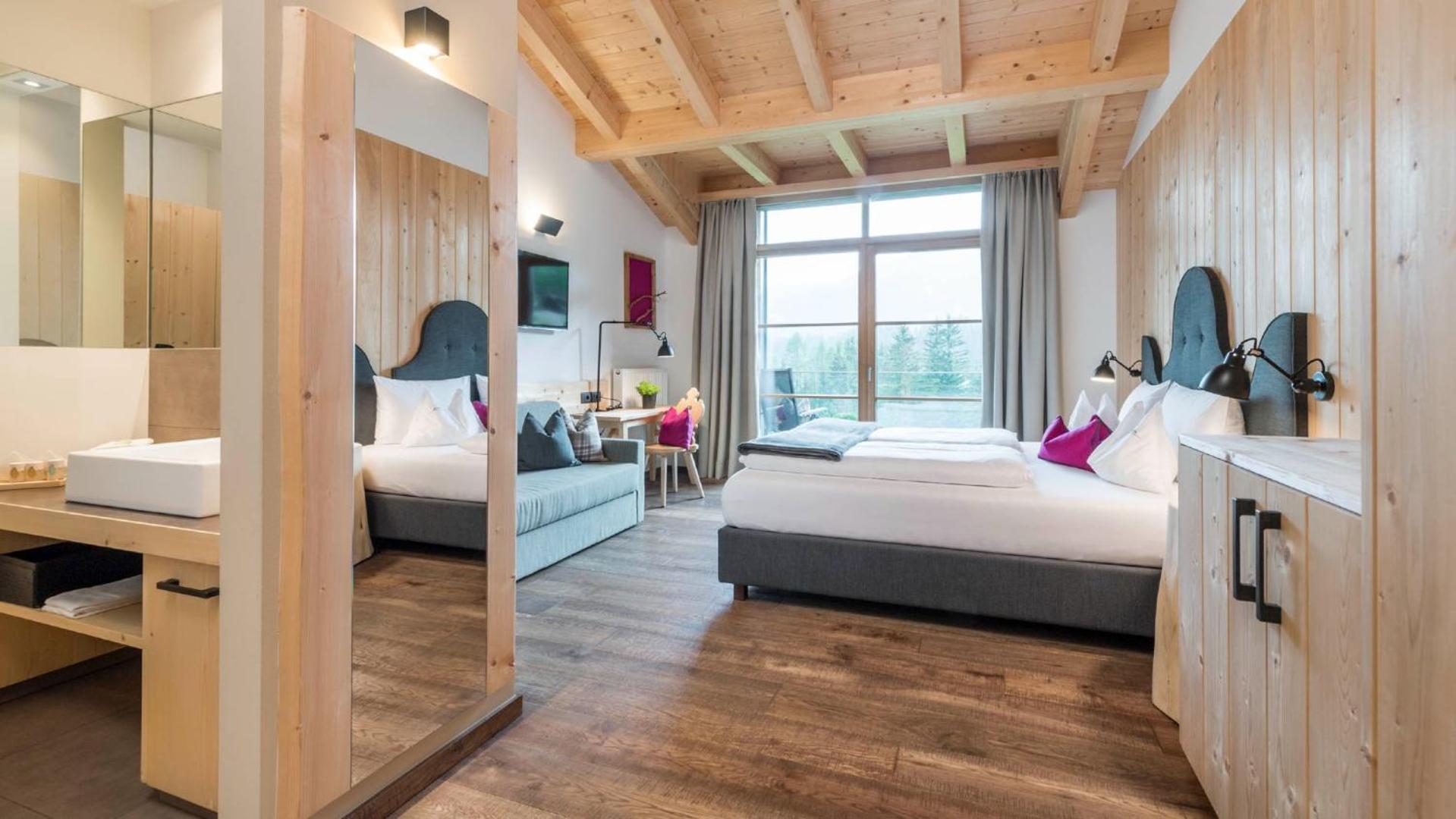Miraval Naturhotel Badia  Room photo